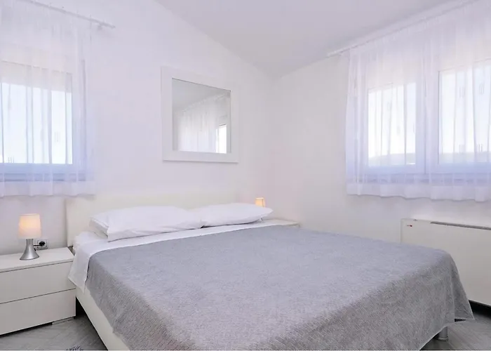 Tezacki Put Iv Appartement Bibinje