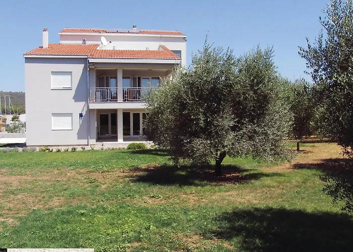 Tezacki Put Iv Апартаменты